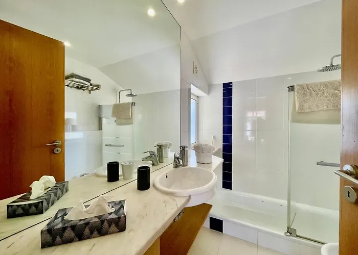 Casa Jc - Spacious With Wifi * Carvoeiro (Lagoa)