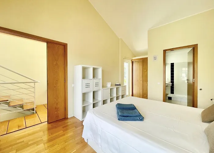 Casa Jc - Spacious With Wifi Casa de Férias